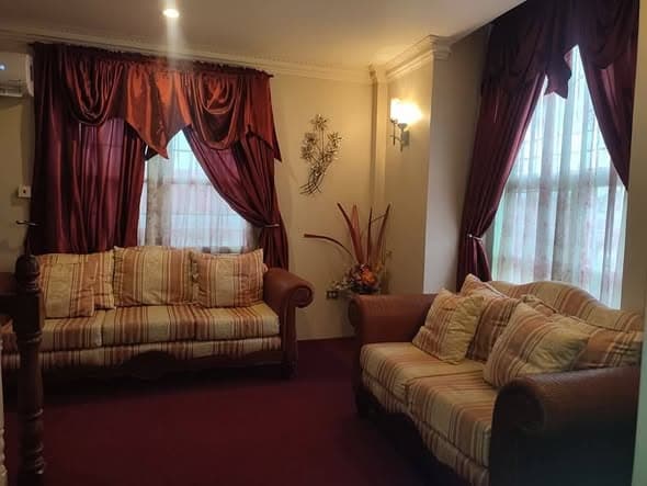 Corporate Ready Home in Central Georgetown 2