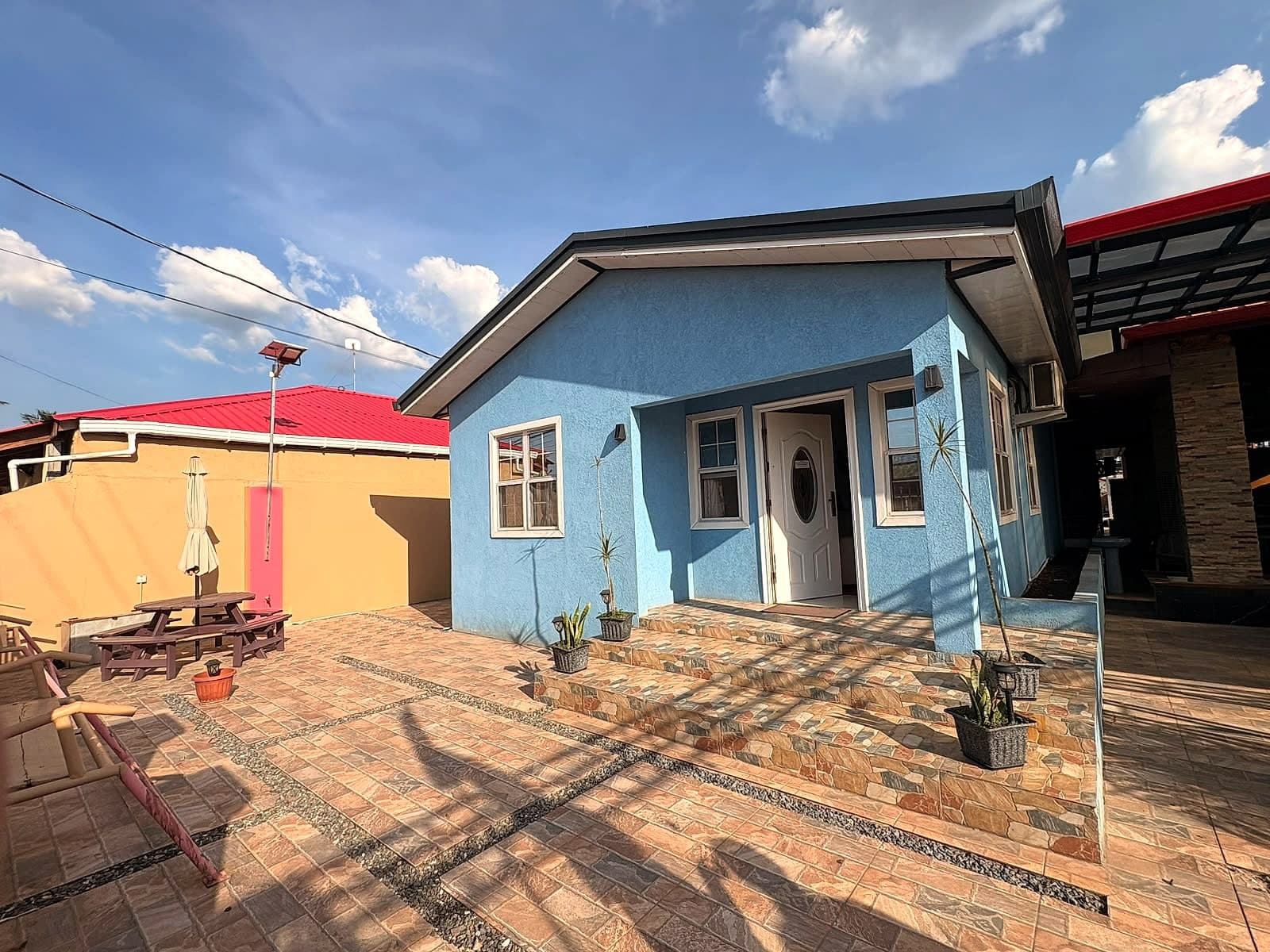 Cozy & Modern 2-Bedroom Retreat in Amelia’s Ward, Linden